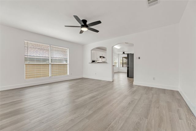 1108 Cottage Grove Circle, Bryan, TX 77801