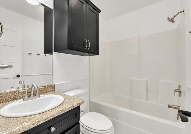 1108 Cottage Grove Circle, Bryan, TX 77801