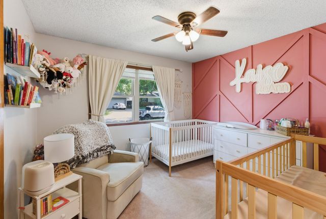 115 W April Dr, Mulvane, KS 67110