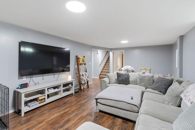 115 W April Dr, Mulvane, KS 67110