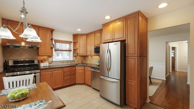2108 Princeton Ave, Scotch Plains Twp., NJ 07076