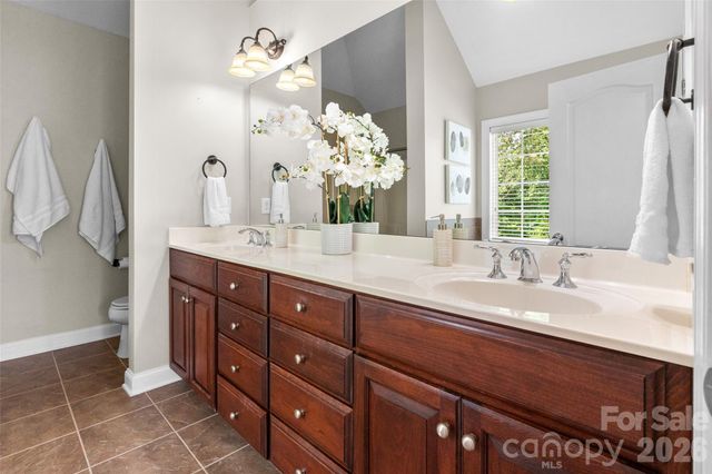 5649 Old Town Lane, Gastonia, NC 28056