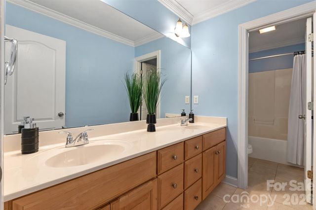 5649 Old Town Lane, Gastonia, NC 28056