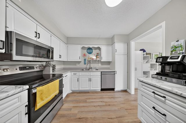 430 29th Street Drive SE 8, Cedar Rapids, IA 52403