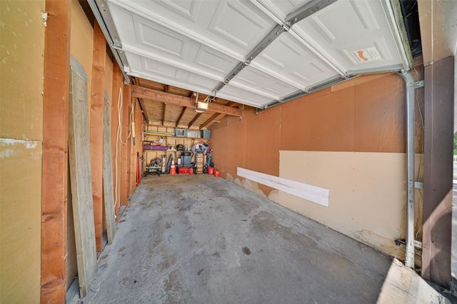 430 29th Street Drive SE 8, Cedar Rapids, IA 52403