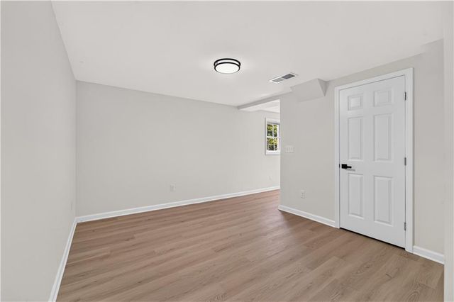 664 Hickory Ridge Road SW, Lilburn, GA 30047