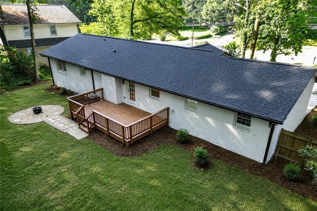 664 Hickory Ridge Road SW, Lilburn, GA 30047