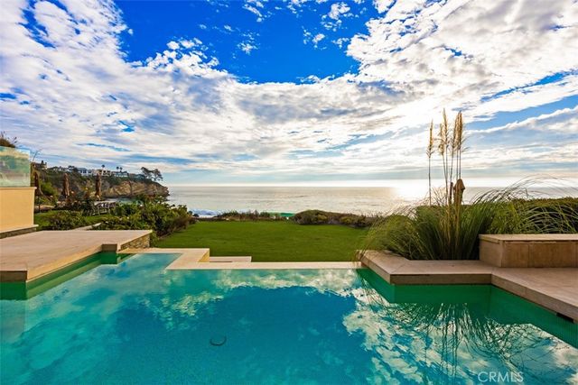 25 Bay, Laguna Beach, CA 92651
