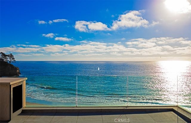 25 Bay, Laguna Beach, CA 92651