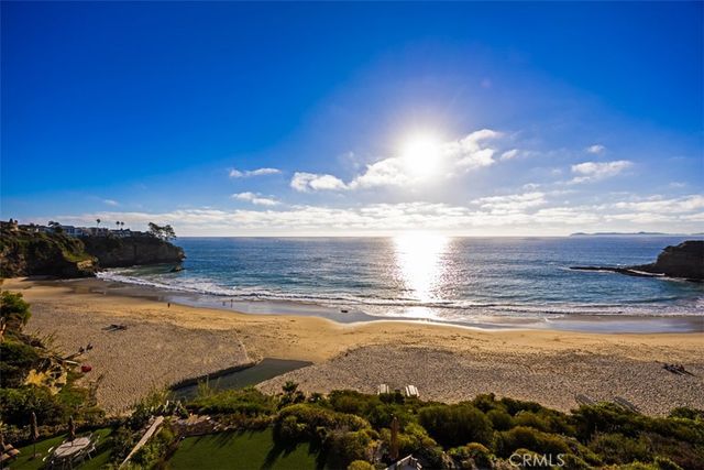 25 Bay, Laguna Beach, CA 92651
