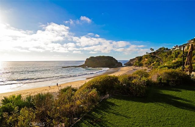 25 Bay, Laguna Beach, CA 92651
