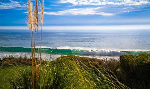 25 Bay, Laguna Beach, CA 92651