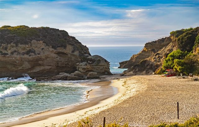 25 Bay, Laguna Beach, CA 92651