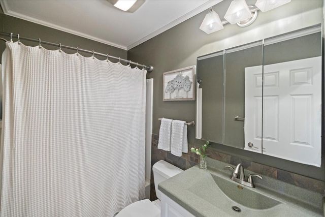 8131 Upton Avenue S, Bloomington, MN 55431