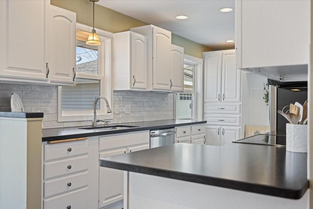 8131 Upton Avenue S, Bloomington, MN 55431