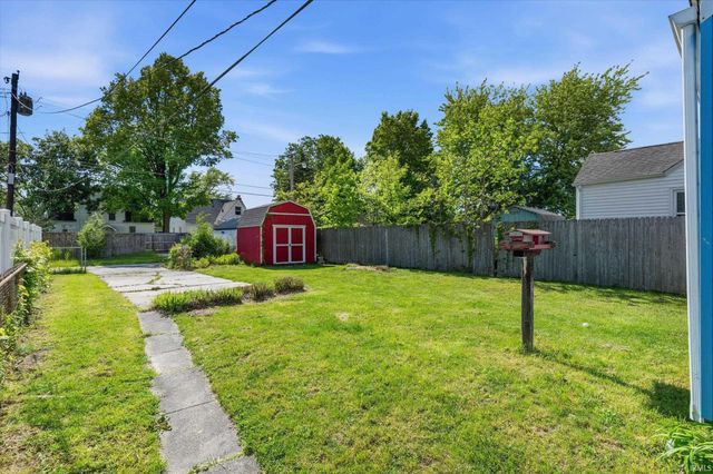 2021 Hollywood Place, South Bend, IN 46616