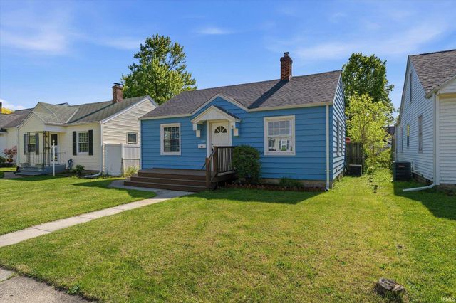 2021 Hollywood Place, South Bend, IN 46616