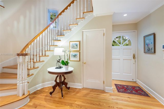 1036 S Greenway Dr, Coral Gables, FL 33134