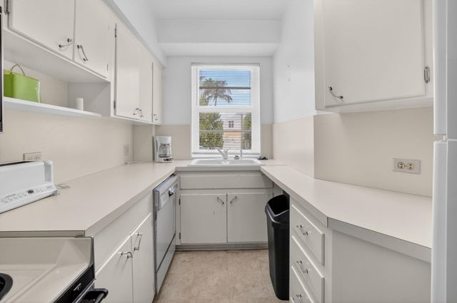 100 N Ocean Boulevard 105, Delray Beach, FL 33483