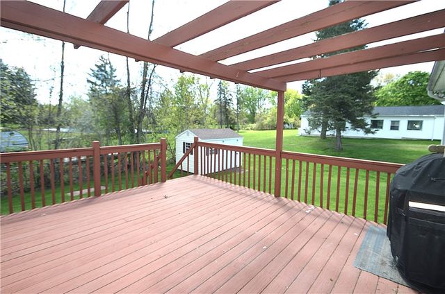 940 Elmgrove Road, Gates, NY 14624