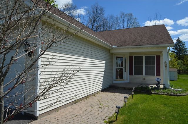 940 Elmgrove Road, Gates, NY 14624