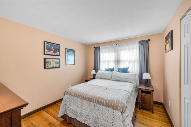 83 Loomis Dr, Chicopee, MA 01020