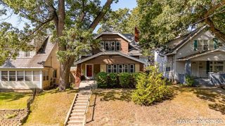 1019 Calvin Avenue, Grand Rapids, MI 49506