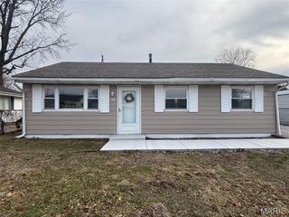 108 Charlene Street, East Alton, IL 62024