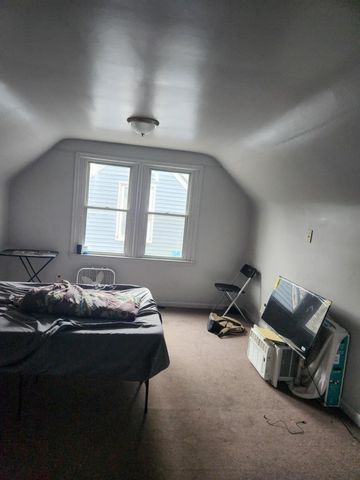 15870 W Parkway Street, Detroit City, MI 48223