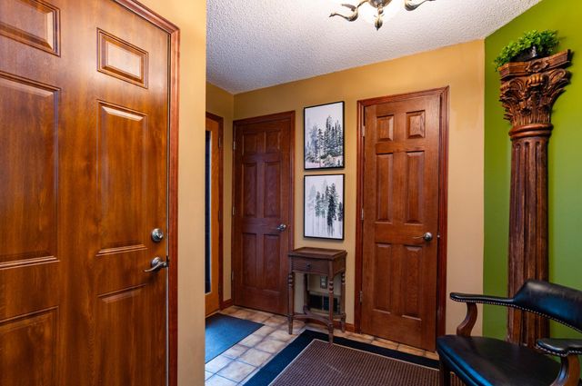 11170 36th Place N, Plymouth, MN 55441