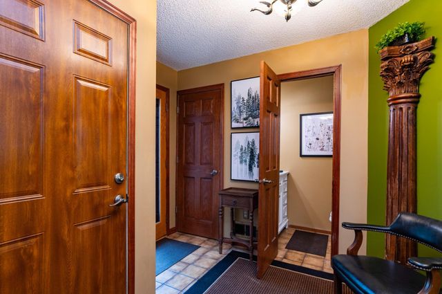 11170 36th Place N, Plymouth, MN 55441