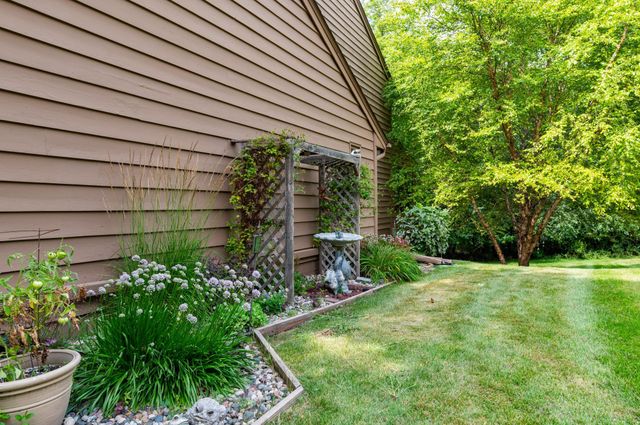 11170 36th Place N, Plymouth, MN 55441