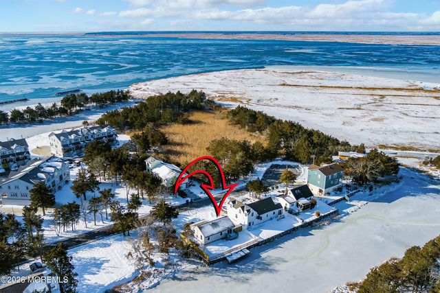 16 Surfside Boulevard, Little Egg Harbor, NJ 08087