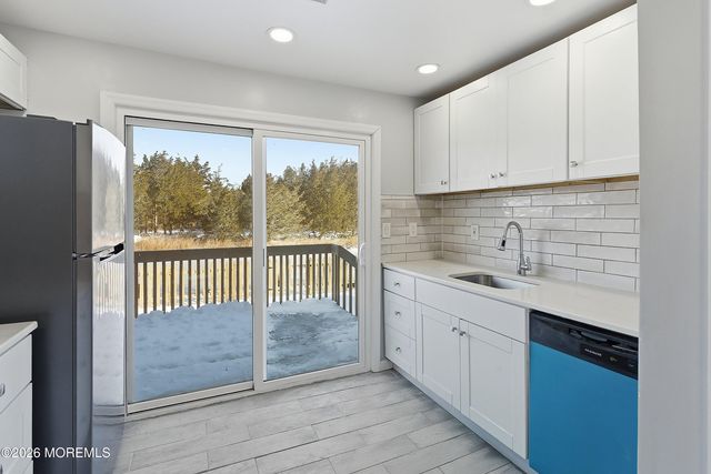 16 Surfside Boulevard, Little Egg Harbor, NJ 08087