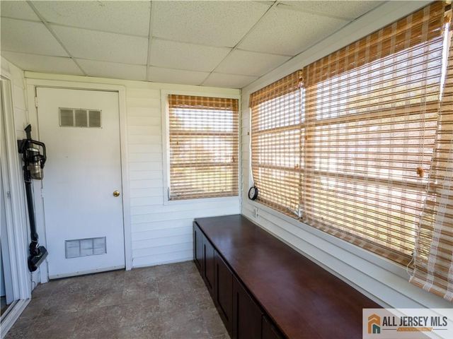 2 Missouri Court 185, Old Bridge, NJ 07747