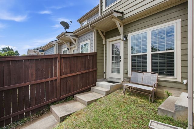 2085 Hemlock Dr, Spring Hill, TN 37174