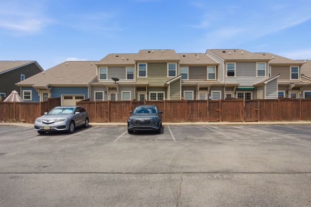 2085 Hemlock Dr, Spring Hill, TN 37174