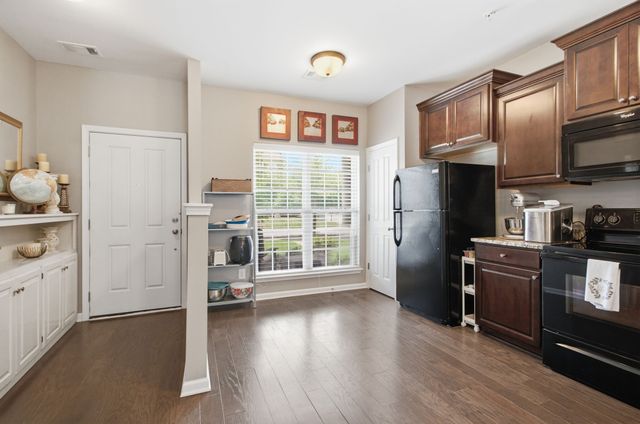 2085 Hemlock Dr, Spring Hill, TN 37174