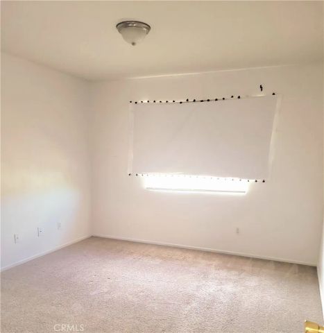 2130 Willowbrook, Perris, CA 92571