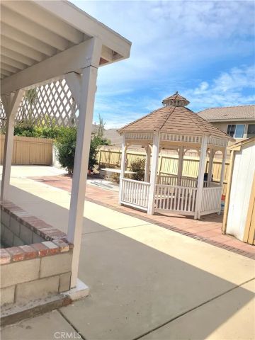 2130 Willowbrook, Perris, CA 92571