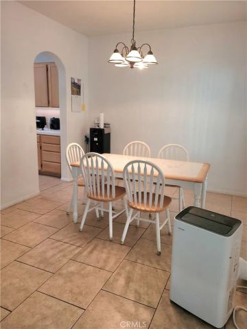 2130 Willowbrook, Perris, CA 92571