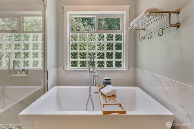 7136 Windflower Place NW, Seabeck, WA 98380