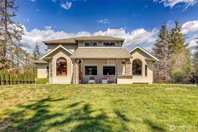 7136 Windflower Place NW, Seabeck, WA 98380