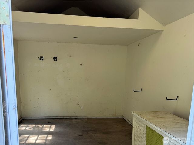 7136 Windflower Place NW, Seabeck, WA 98380
