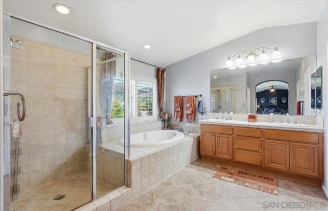 35679 Bowervine PLace, Murrieta, CA 92562