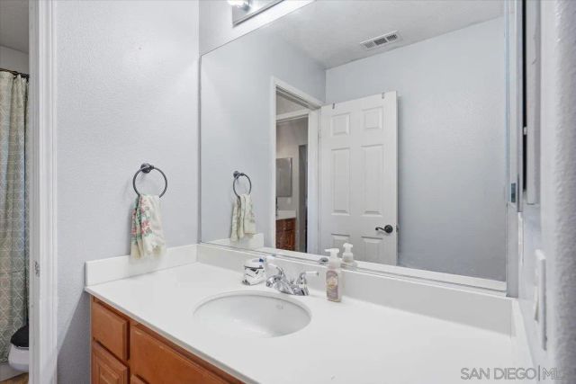 35679 Bowervine PLace, Murrieta, CA 92562