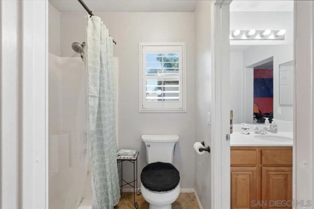 35679 Bowervine PLace, Murrieta, CA 92562