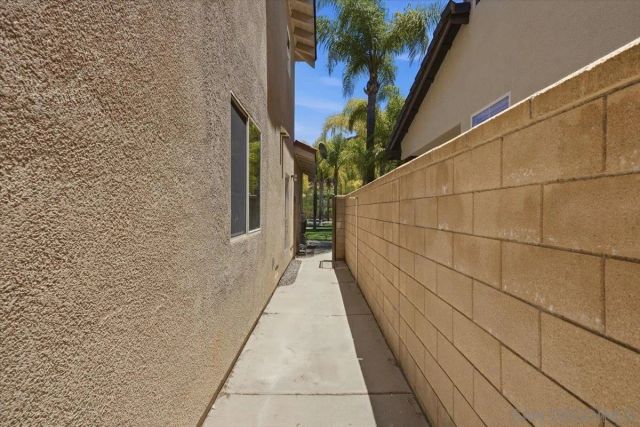 35679 Bowervine PLace, Murrieta, CA 92562