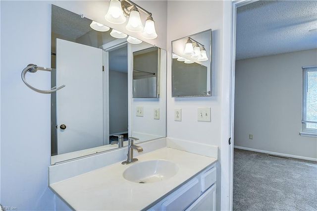 2210 Wood Ibis WAY, Virginia Beach, VA 23455