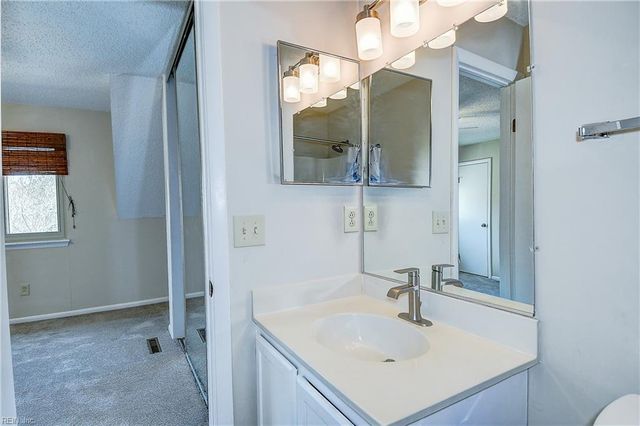 2210 Wood Ibis WAY, Virginia Beach, VA 23455